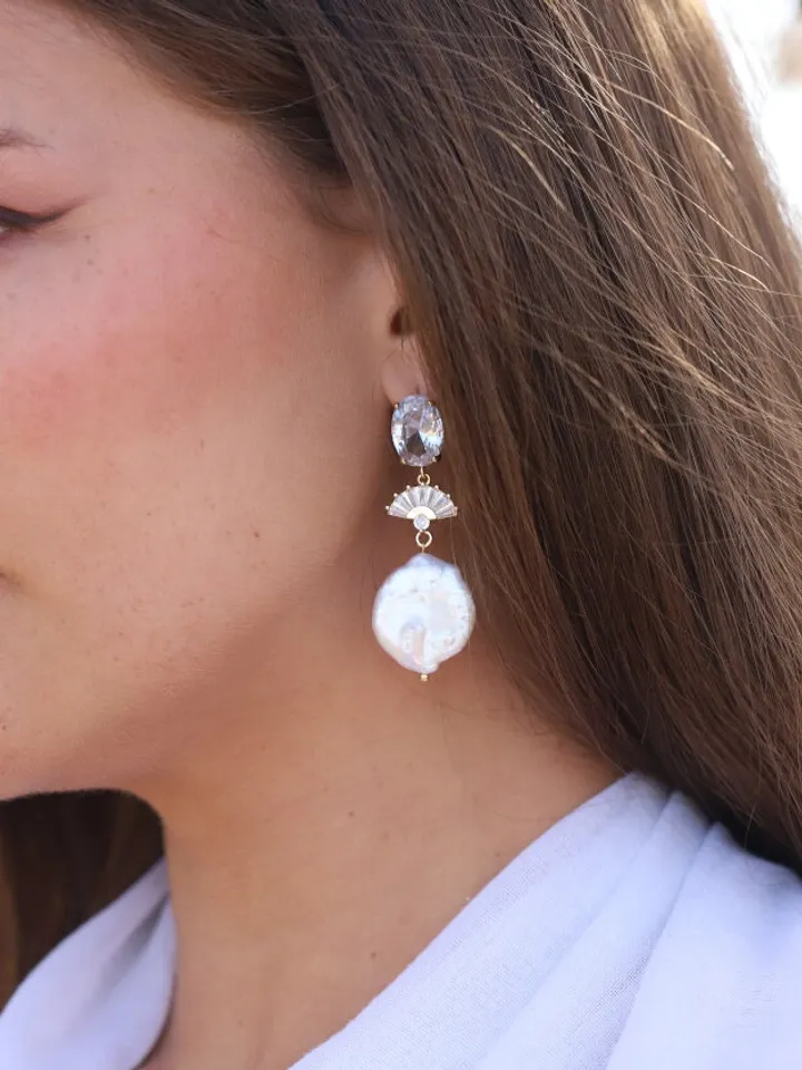 Art Deco Wedding Earrings, Big Freshwater Pearl Boho Bridal Earrings , Gold Fan Vintage Statement Wedding Earrings , Boho Bridal Earrings