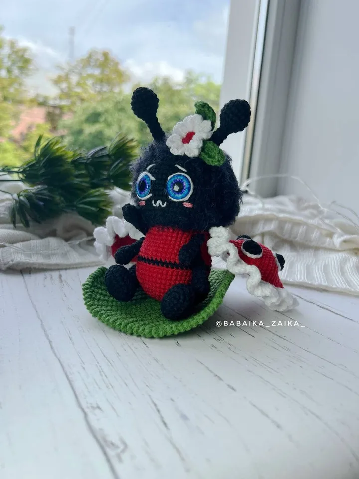 PDF Crochet Little Ladybug Pattern, Amigurumi Ladybug Pattern, Crochet Insect, Crochet Bug Doll Crochet Pattern, Amigurumi cute bug, Leaf