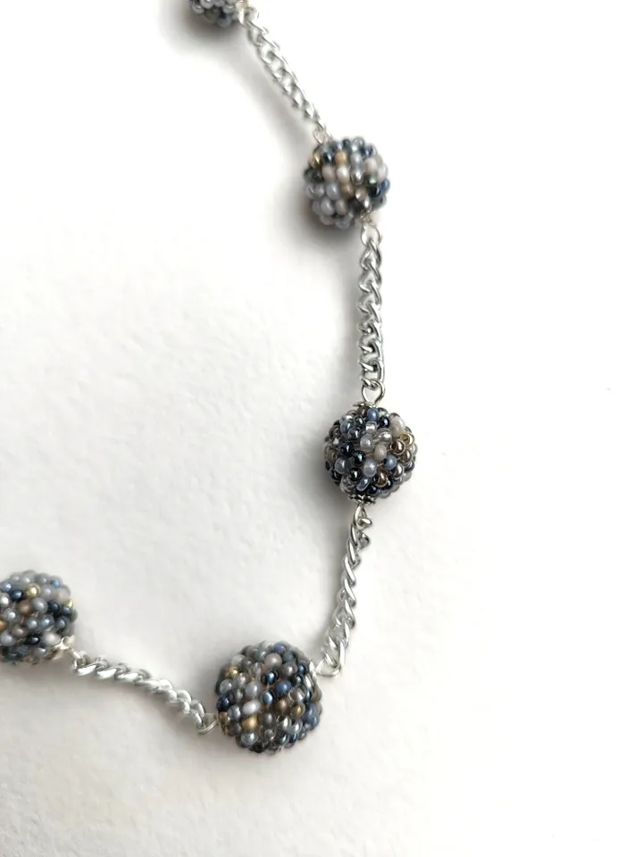 Grey beaded necklace with beaded beads 60 cm