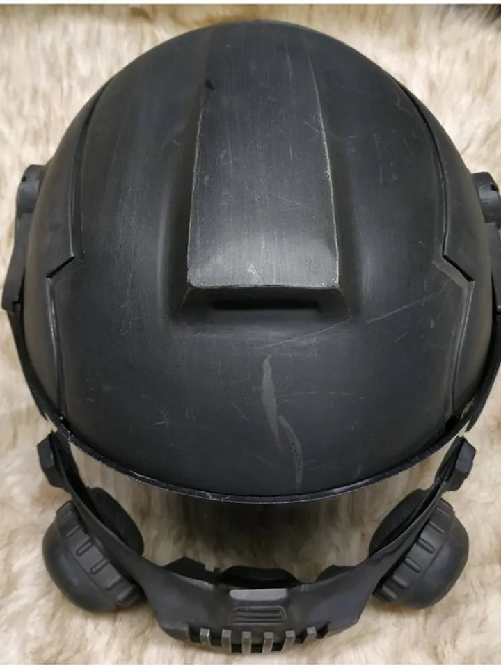 Shadowrun Cosplay - Airsoft helmet - paintball helmet - duftpunk helmet - pseudo