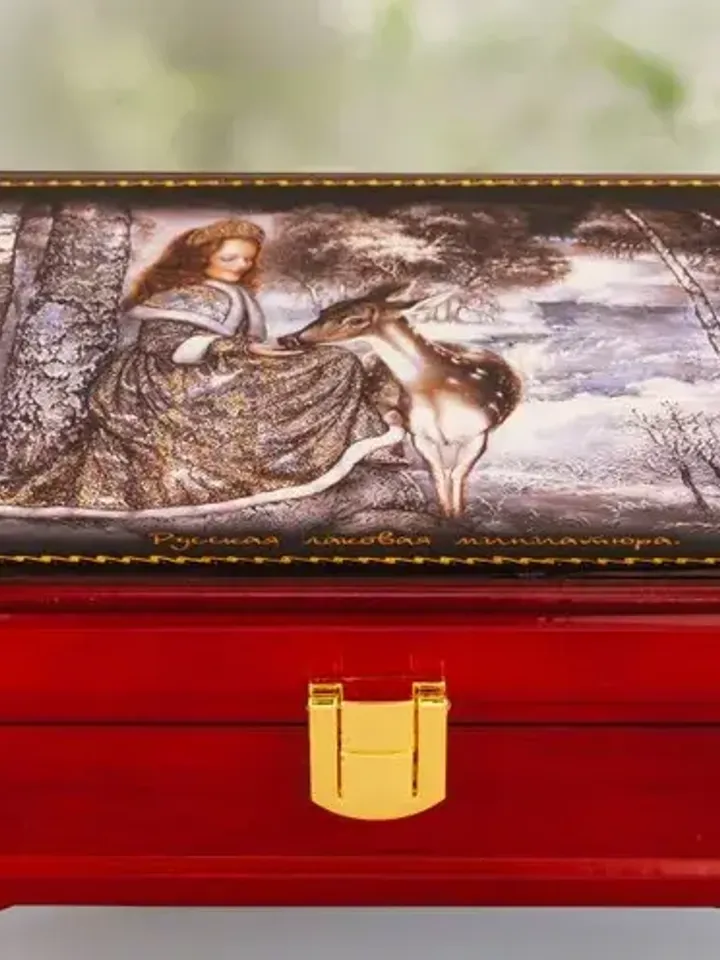 Jewelry Box "Girl with a Deer"