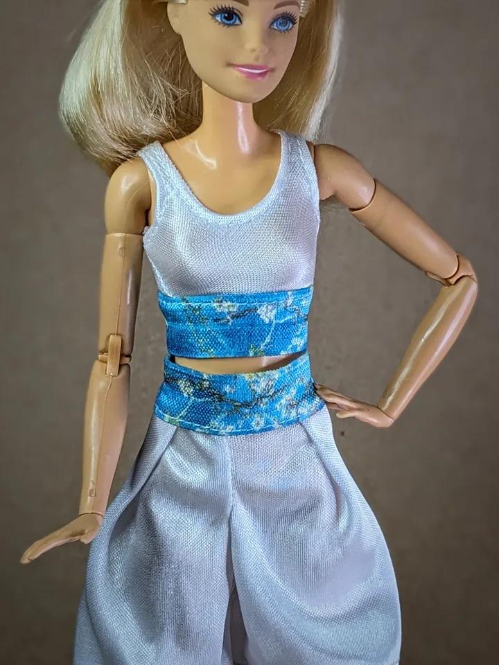 Handmade white & blue floral print sports set for 1/6 scale fashion female dolls