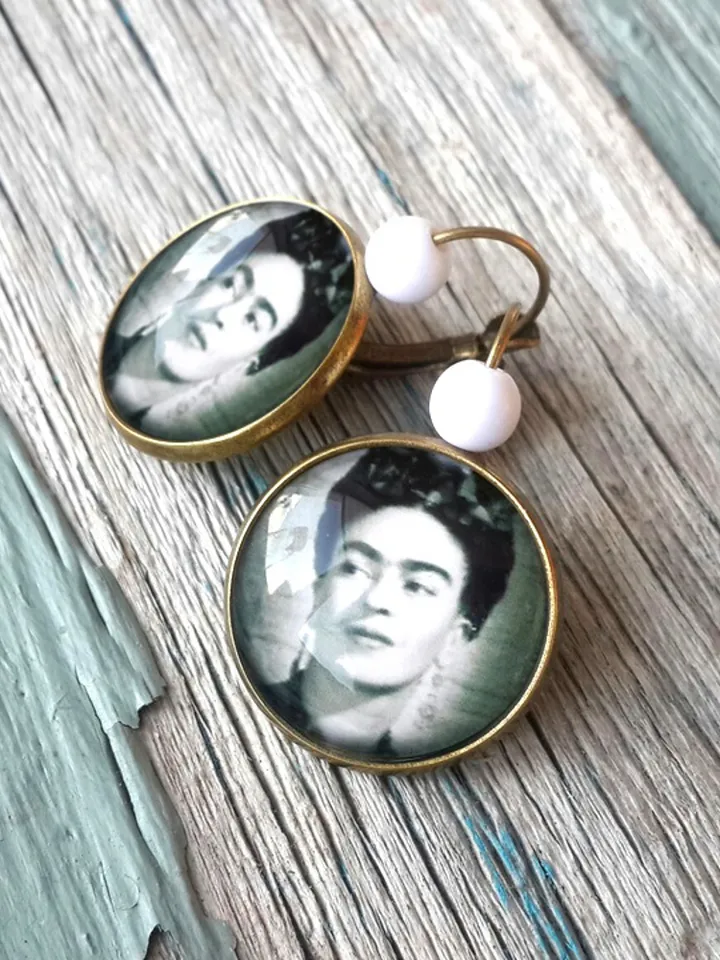 Frida Kahlo earrings, Frida Kahlo photo, Frida Kahlo art, Frida Kahlo print, Frida Kahlo poster