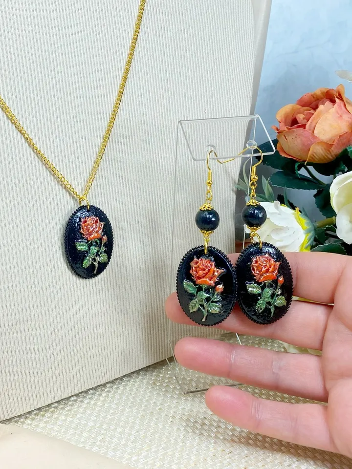 Vintage handmade jewelry set.