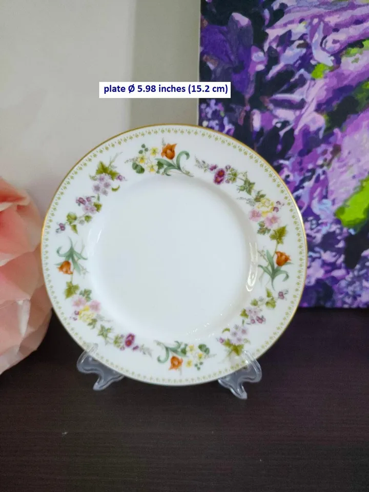 Wedgwood Rosehip, Plate Spiral Salad Bowl Fine Bone Floral Porcelain England Collectible Porcelain Gift Idea Vintage Pottery Lovely Trinkets