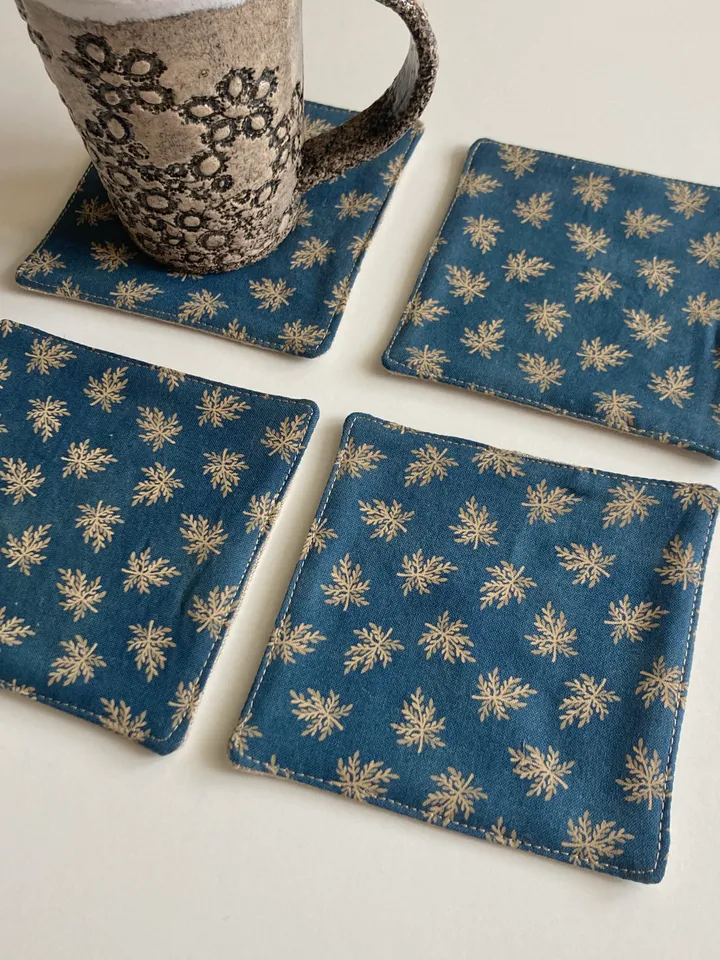 Mug holder Set of 5 Linen coasters 4.5'' x 4.5''