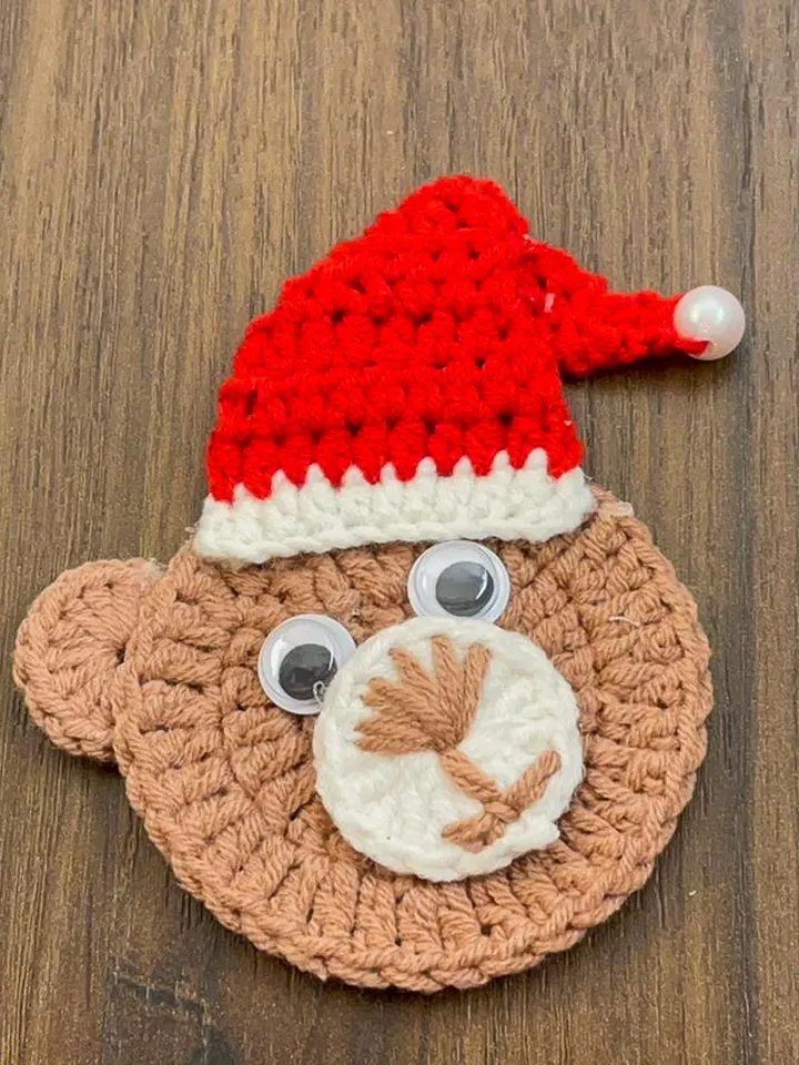 Crochet Santa Hat Pattern, Adorable Christmas Ornament Design for Beginners, Instant Download for Christmas Crochet PDF pattern