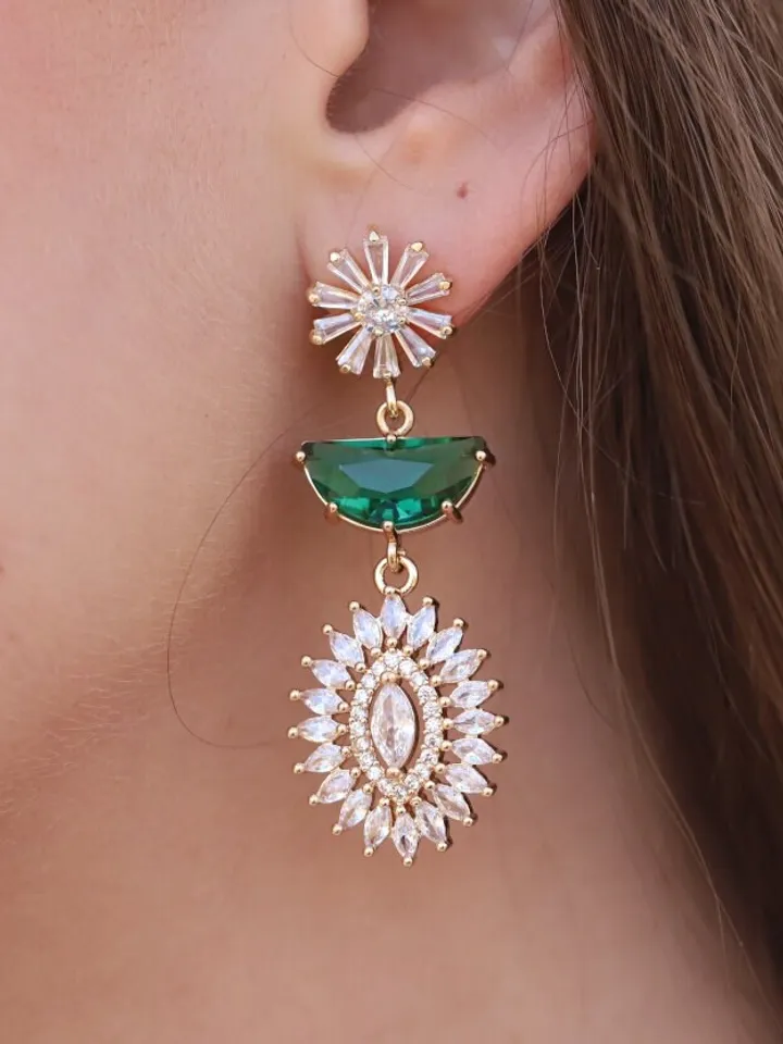 Emerald Green Gold Art Deco Wedding Earrings For Bride, Swarovski Crystal Vintage Boho Bridal Earrings, 1920s Flower Gatsby Wedding Earrings