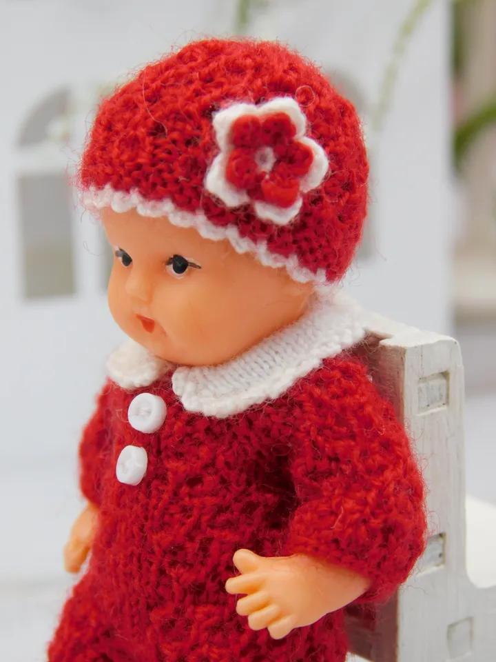 Miniature doll clothes for small rubber Ari doll