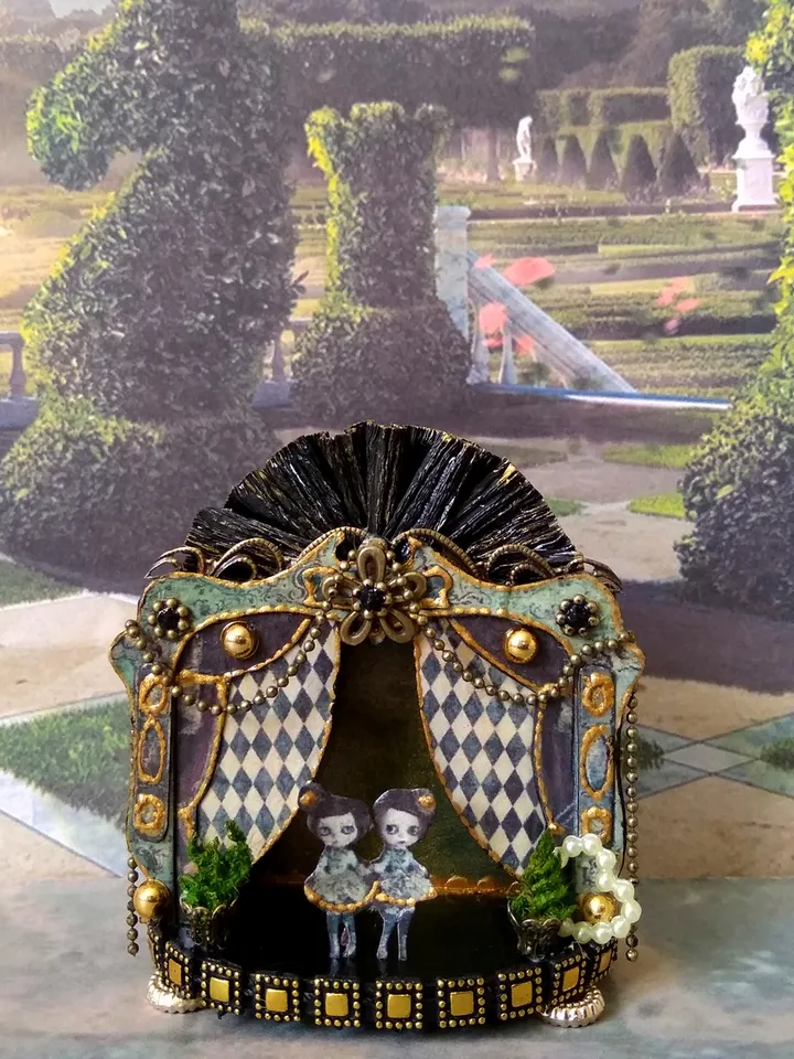 Miniature puppet theater for doll houses.1:12 scale.