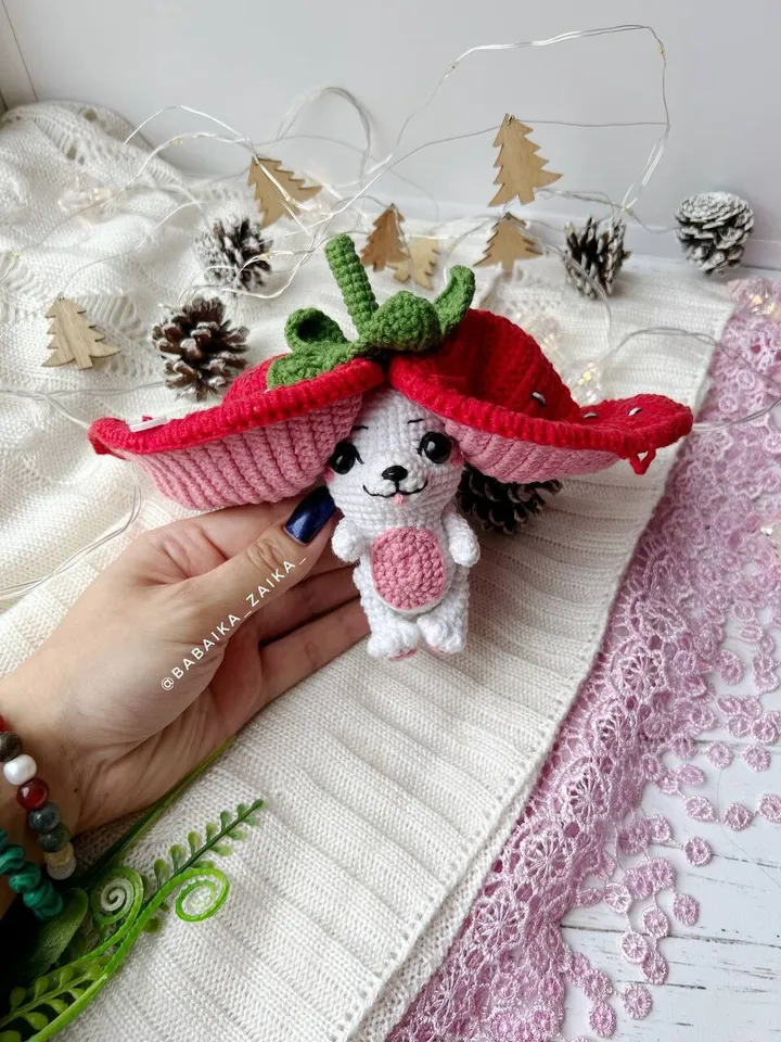 PDF Crochet Strawberry Fox Amigurumi Pattern, Crochet Fruits Pattern, Cute amigurumi fox, Crochet Amigurumi fruit Toy, Small Toy Pattern