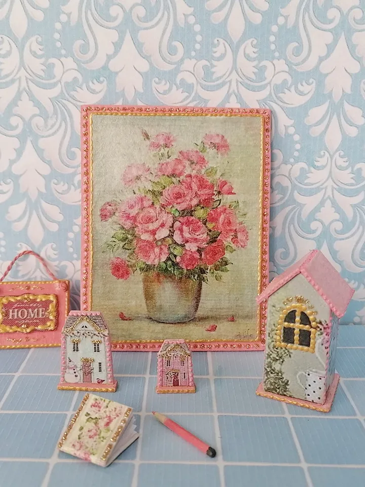Cabinet set in 1:12 scale. Dollhouse miniature.