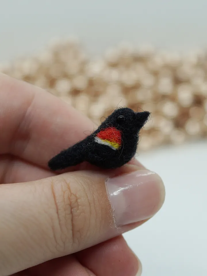 Red-winged blackbird, miniature needle felted blackbird, tiny bird, made to order