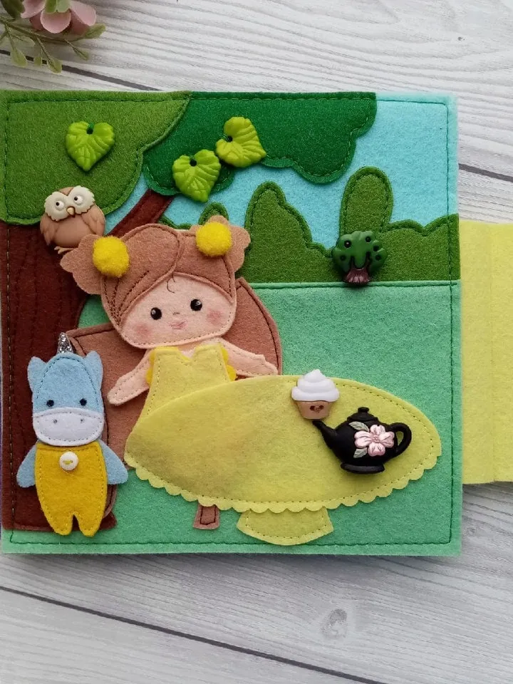 Dollhouse Quiet book pattern PDF, Felt book pattern, Felt doll Pattern, Dress up Doll , diy quiet book sewing ideas girls