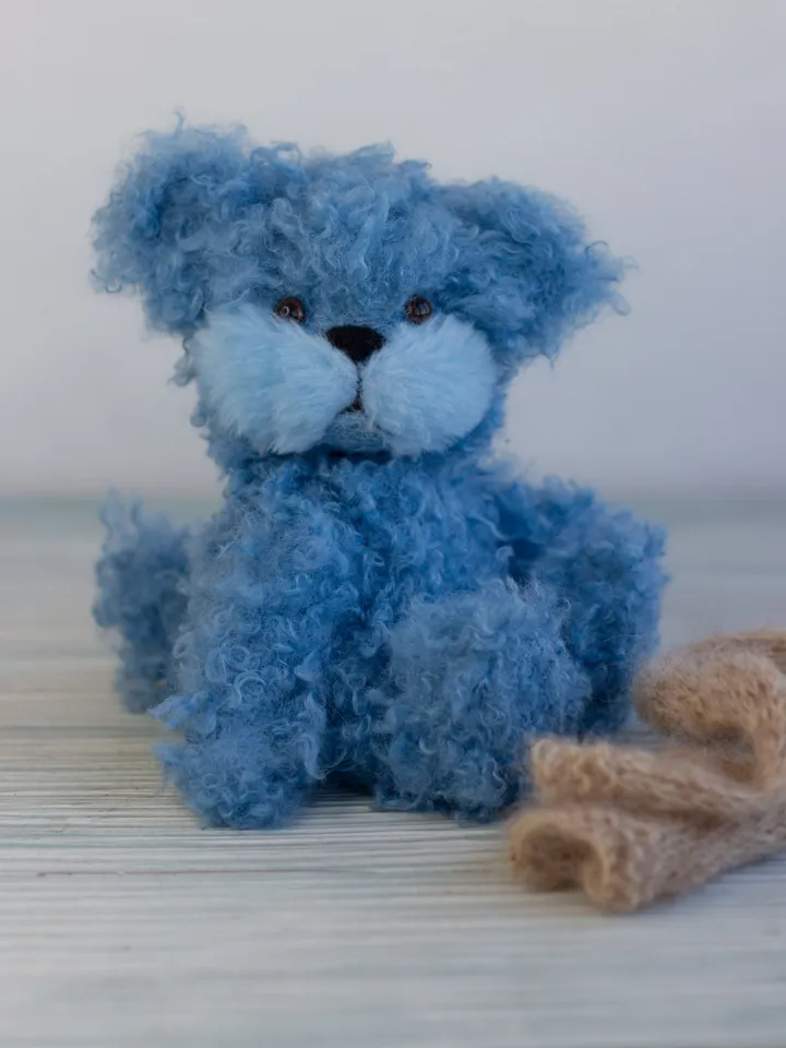 Rare Collectible Stuffed Animal Toy Cat - Limited Edition, Perfect for Collectors