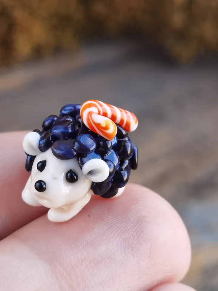 MINIATURE ANIMALS Hedgehog figurine Hedgehog miniature Baby Hedgehog Glass Hedgehog decor Hedgehog gift Tiny Hedgehog Fairy garden animal
