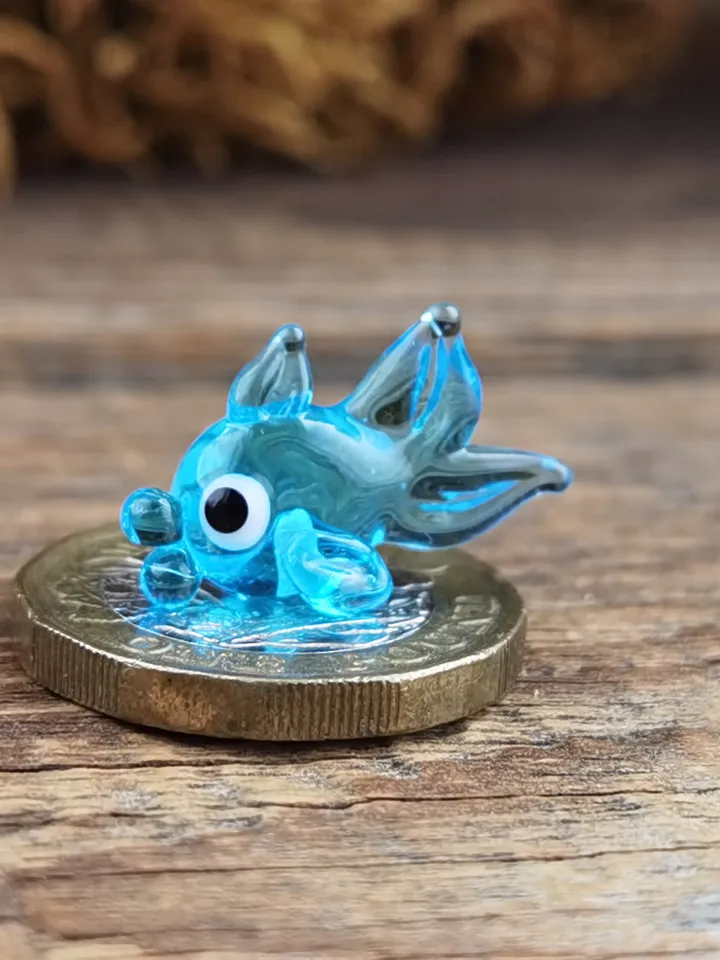 Glass figurines Glass Fish figurines Tiny fish Miniature fish Tiny glass animals Blown glass art Aquarium decor Dollhouse miniature