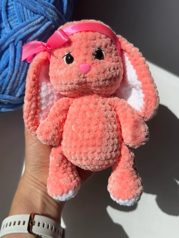 Handmade Crochet Bunny Girl – 21cm Soft Plush Toy with Bow – Gift for Kids