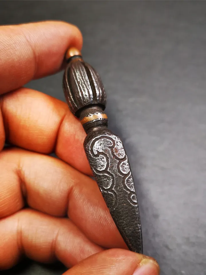 Gandhanra Handmade Tibetan Amulet ,Kila(Dorje Phurba) , Trantic Buddhism Ritual Implement Pendant,Made of Cold Iron,2.76"