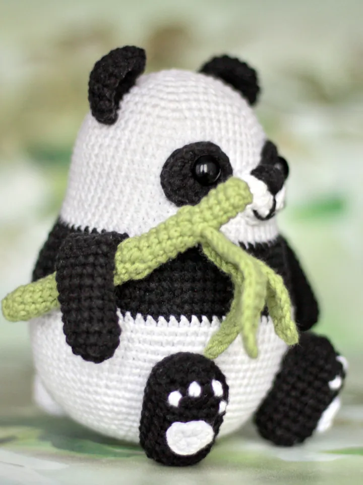 Panda bear crochet pattern amigurumi PDF