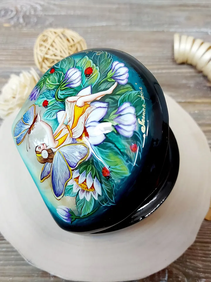 Beautiful Russian Lacquer Box "Forest Fairy" Hand painted miniature painting jewelry box Mother of pearl Papier mache Art gift Fedoskino