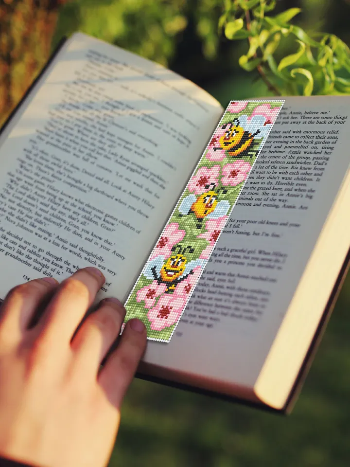 Bookmark kawaii cross stitch pattern PDF Handmade bookmark flowers embroidery beginners Nature xstitch chart Cute bees cross stitch #B34