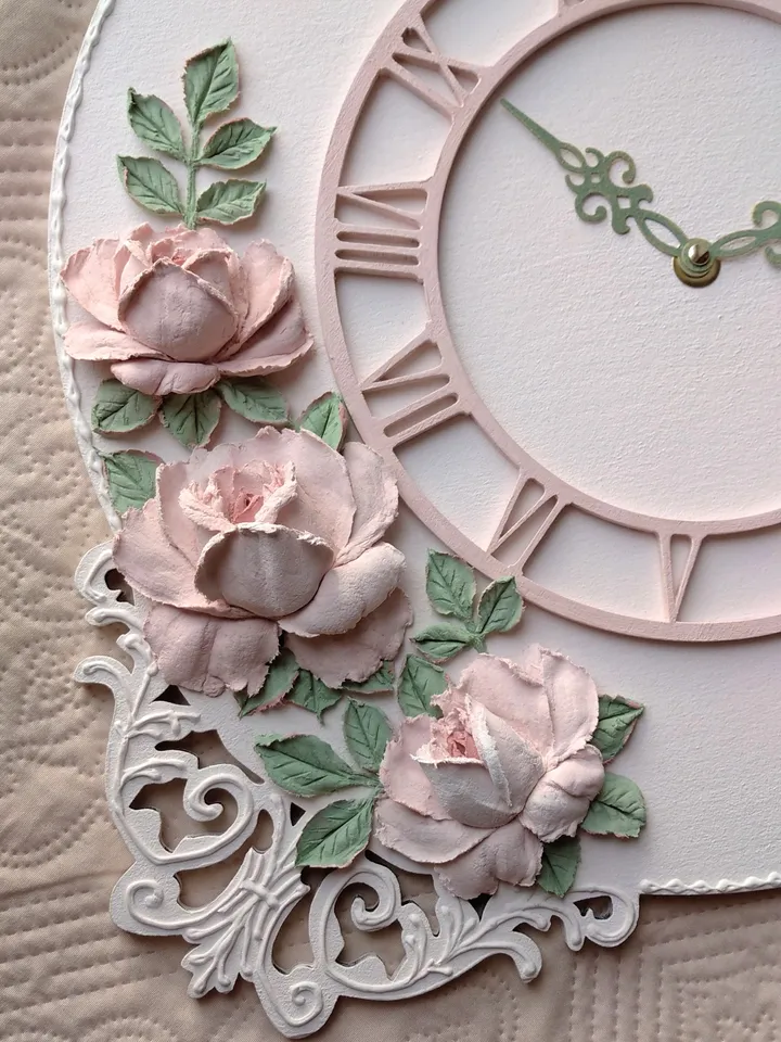 Pink wall clock with roses in shabby chic style Silent wall clock for bedroom or nursery Gift for Christmas, Birthday, Mother's Day, Wedding, Housewarming