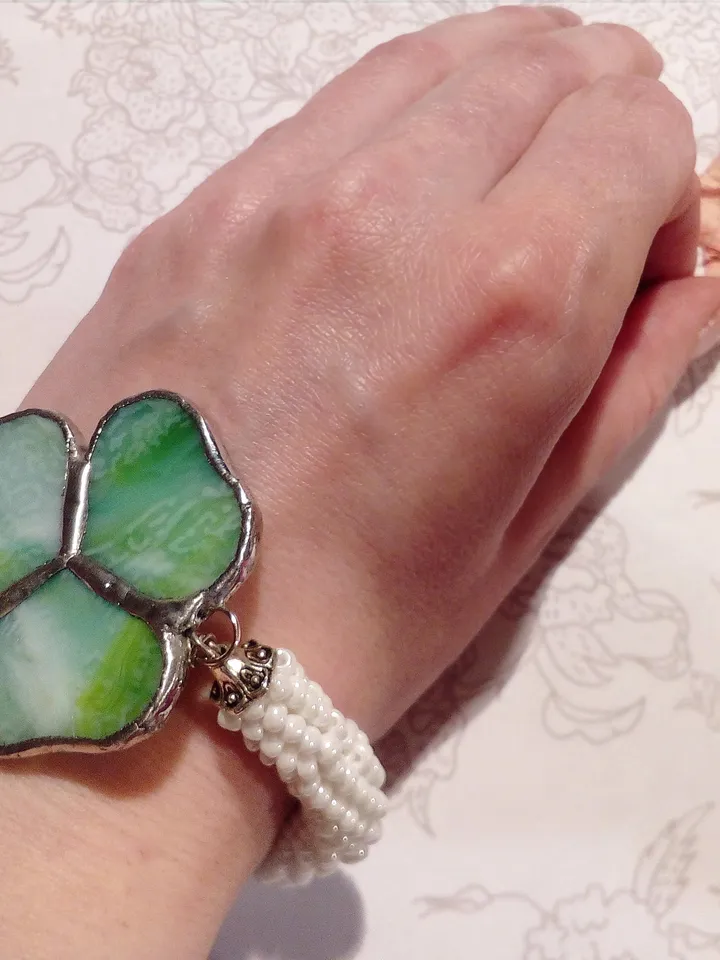 Shamrock bracelet, St Patricks 3 leaf clover Irish bracelet, st patricksday Clover trefoil leaf