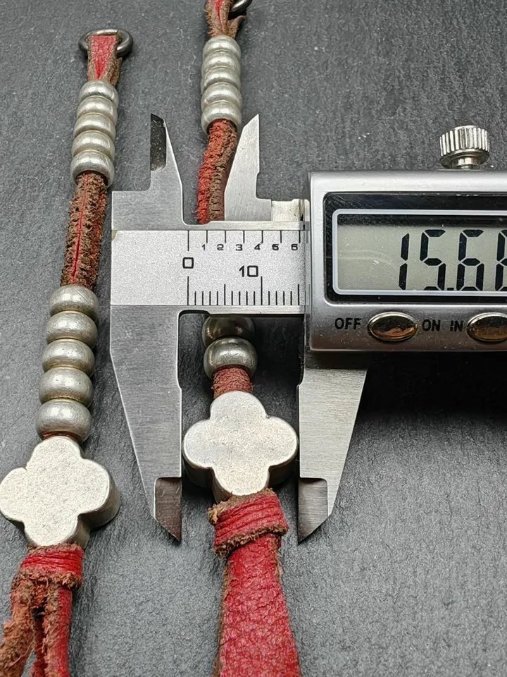 Authentic 8mm Tibetan Buddhist Prayer Bead Counters for 8-16mm Mala,with Gesang Flower Pendant,Made of Sterling Sliver,Decades Old