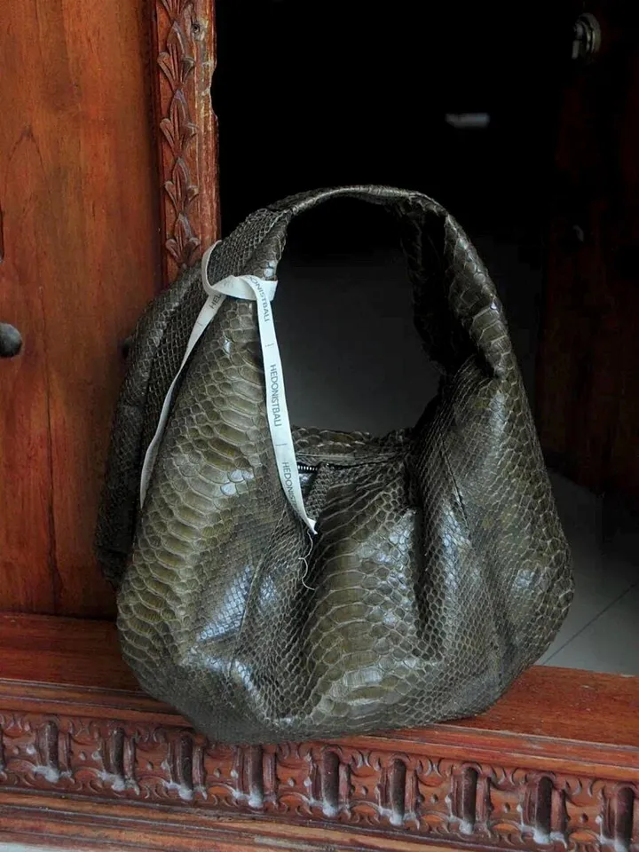 Medium Soft Hobo Classy Sport Woman Bag | Purse Genuine Python Skin | Reptile Skin Products | Cream Elegant Leather Designer Soft Bag Snake