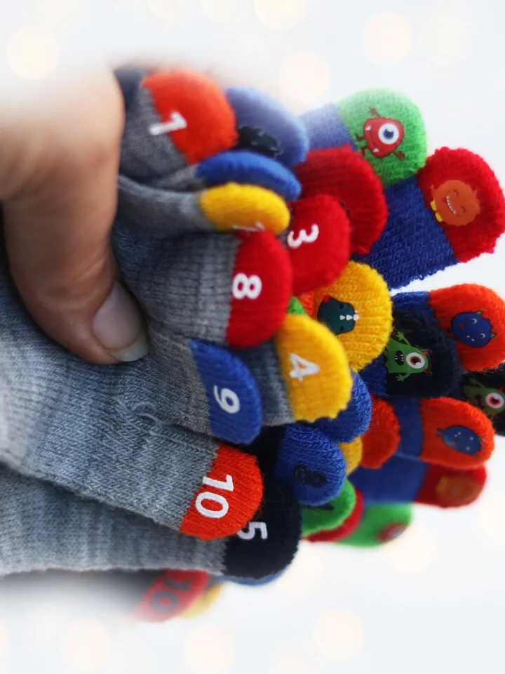 Gloves for boy, Kids finger gloves, toddler stretch winter gloves, colourful fun hands