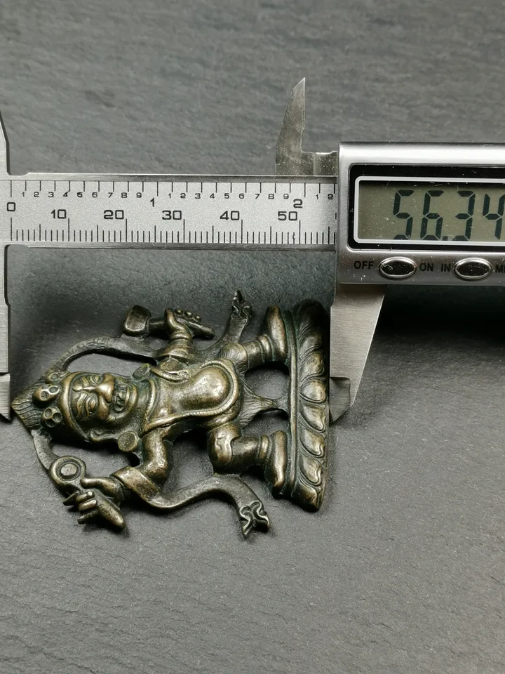 Gandhanra Vintage Tibetan Buddhist Statue,Panjaranata Mahakala Holding a Drum,2.2" × 1.8"