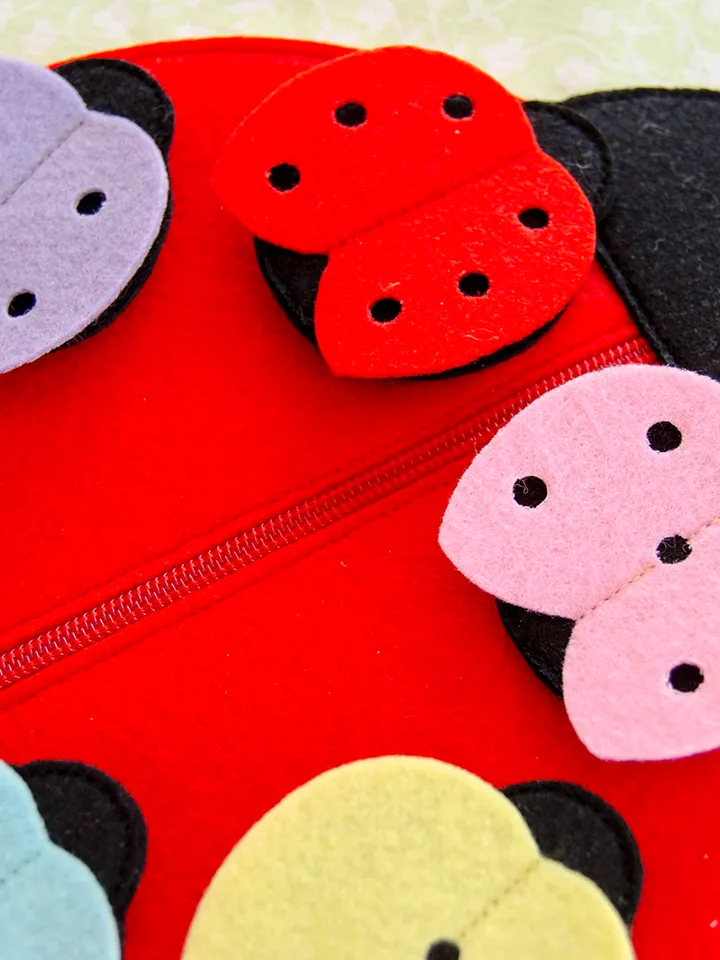 Quiet book page, Ladybugs, PDF sewing pattern, SVG files