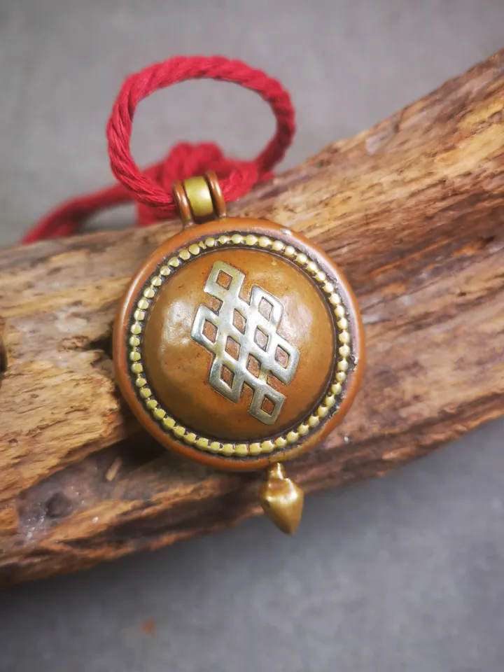 Gandhanra Acient Gau Ghau Shrine, Unique Round Tibetan Buddhist Altar Amulet Pendant