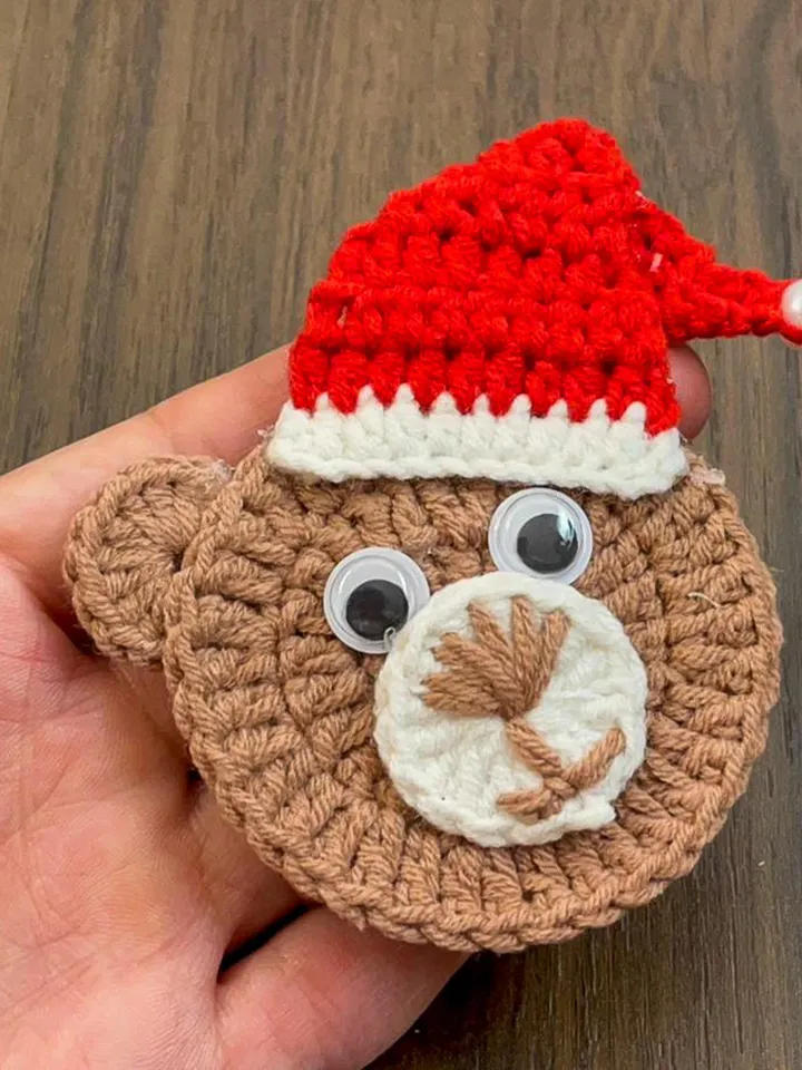 Crochet Santa Hat Pattern, Adorable Christmas Ornament Design for Beginners, Instant Download for Christmas Crochet PDF pattern