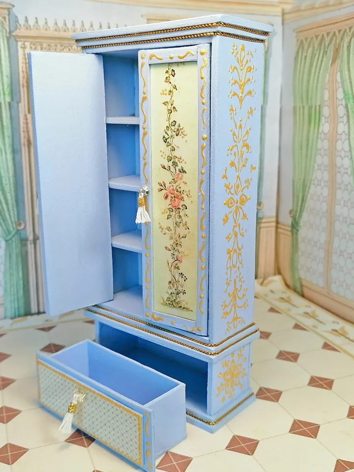 1:12 scale. Handmade wardrobe for a dollhouse.