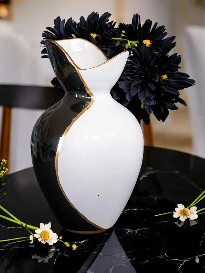Handcraftsmanship Black White Vase For Flowers | Home Decor Vase | Unique Vase | Luxury Black White Vase | Vase for Modern Decortunning