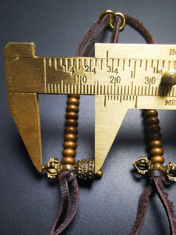 Gandhanra Handmade Tibetan Buddhist Mala Counters,Prayer Bead Counters,Carved with Dorje and Vajra / Kartika and Kila, Made of Brass