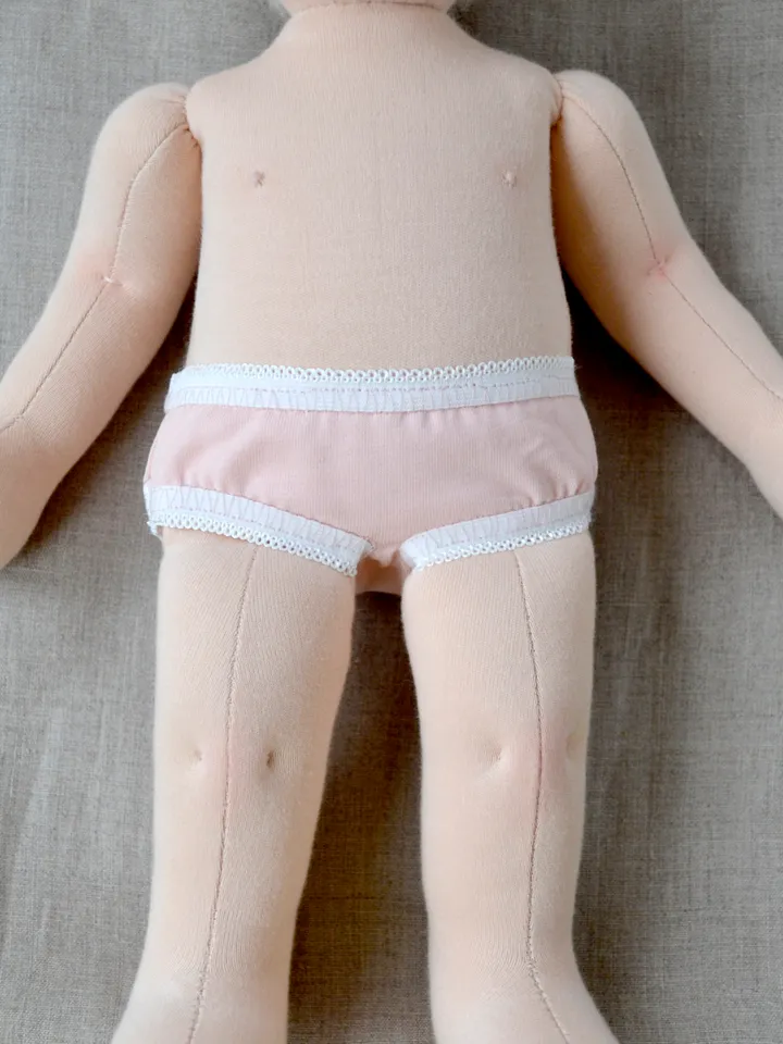 DIY UNDIES 5 sizes for Waldorf doll. PDF sewing pattern and tutorial.
