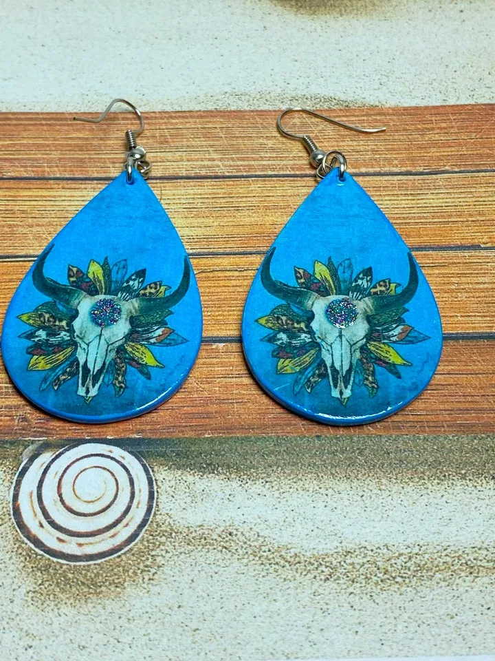 Individual handmade earrings. Bright earrings. Handmade jewelry.