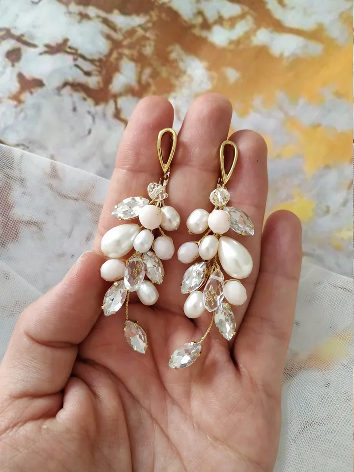 Freshwater Pearl Wedding Earrings Boho Wedding Earrings Swarovski Crystal Bridal Earrings Rose Gold Wedding Earrings Long Bridal Earrings