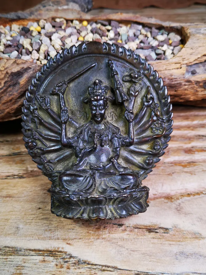 Gandhanra Antique Tibetan Statue,Thousand Armed Avalokitesvara, Padmapani,Kuanyin,80 Years Old