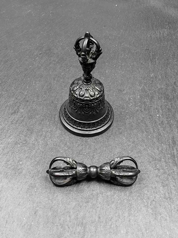 Gandhanra Handmade Vintage Vajra and Bell Set,Tibetan Tantric Buddhism (Vajrayana) Ritual Implement,Spiritual Gift,Decades Old