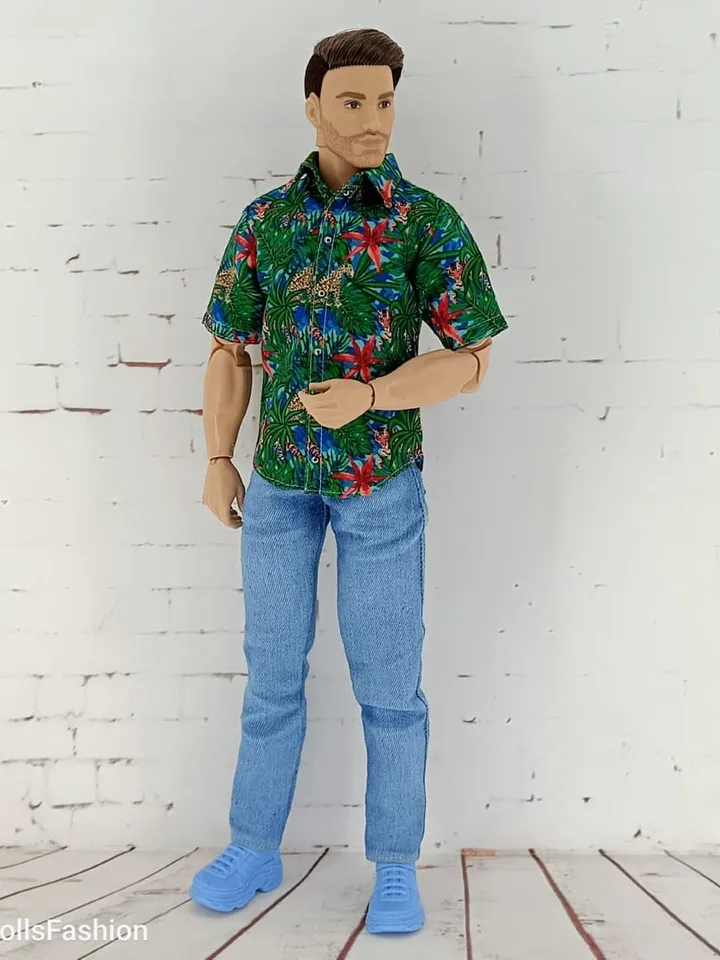 Jungle Panther Shirt for Ken with an athletic body
