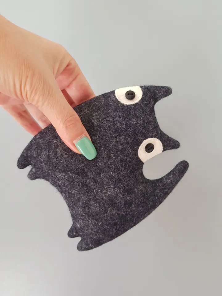 Black Cat Sewing pattern PDF, Halloween doll diy, Stuffed animal of felt