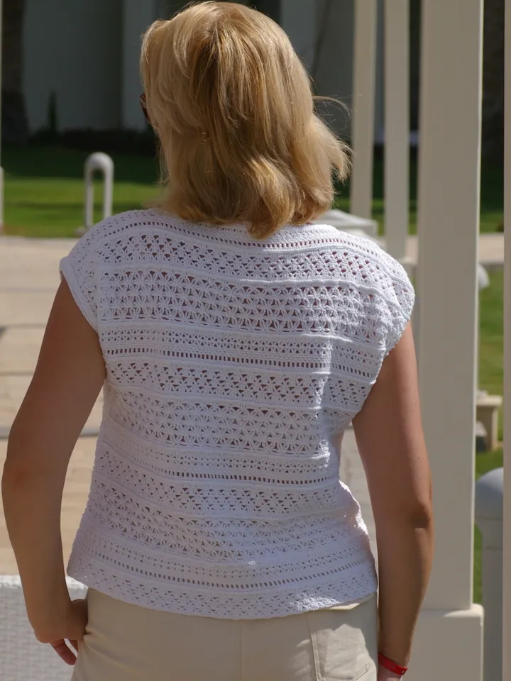 Women's Summer Top 'Lady in Hat' Crochet Pattern