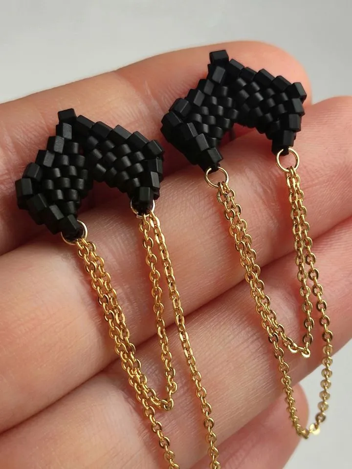 PDF tutorial - Beaded Asymmetric earrings