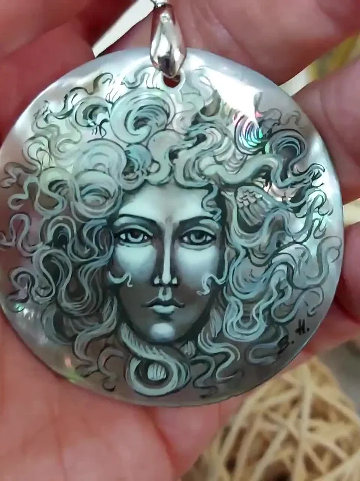 Pearl pendant necklace: Medusa Gorgon on elegant Handmade je