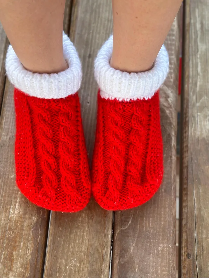 Knitted Slippers Santa Christmas Pattern & Tutorial with braids ENG