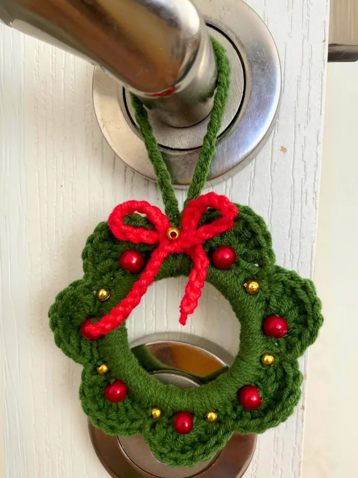 Crochet Wreath Pattern - Easy Christmas Tree Decoration & Ornament PDF for Beginners - Holiday Craft DIY